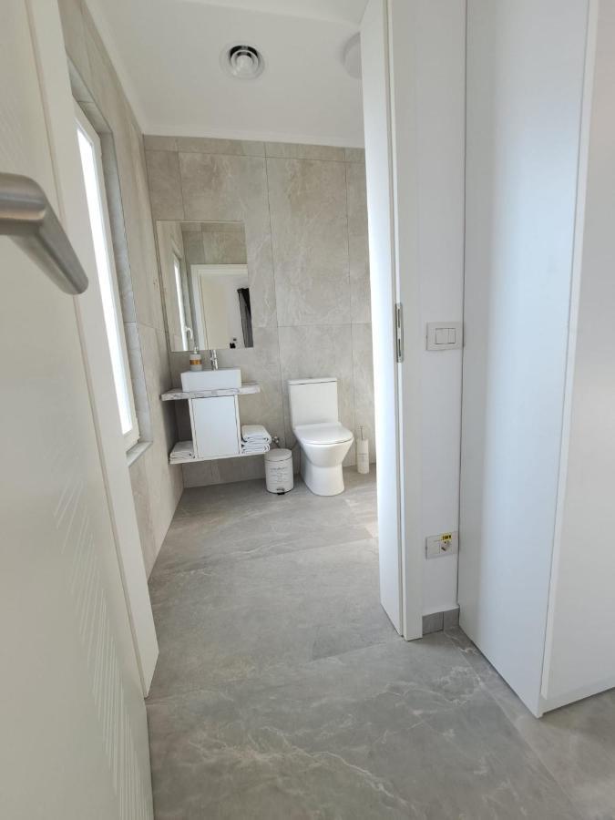 Kevin&Jessica Rooms Giarmata Екстер'єр фото